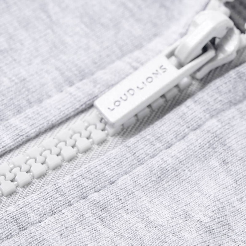 Szürke kapucnis gyerekpulóver cipzárral 128