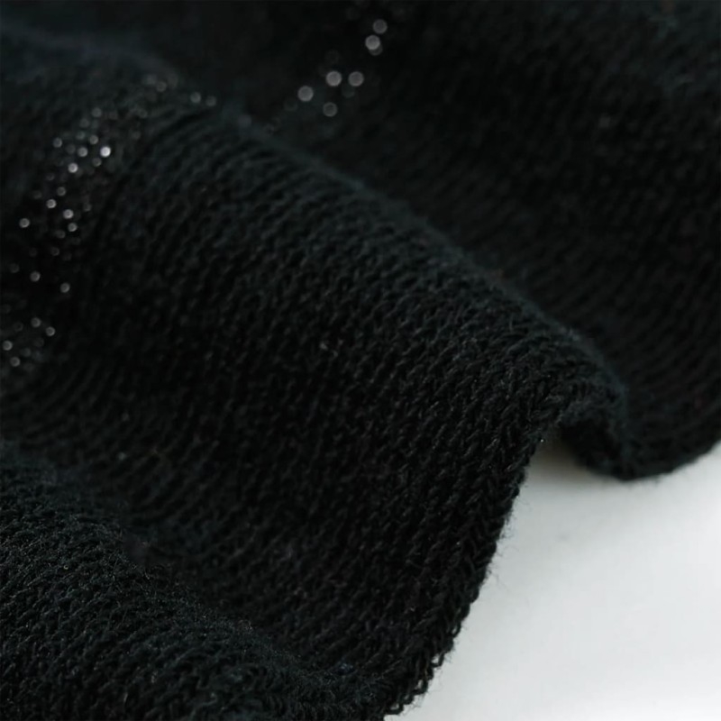 Fekete gyerekharisnya 126